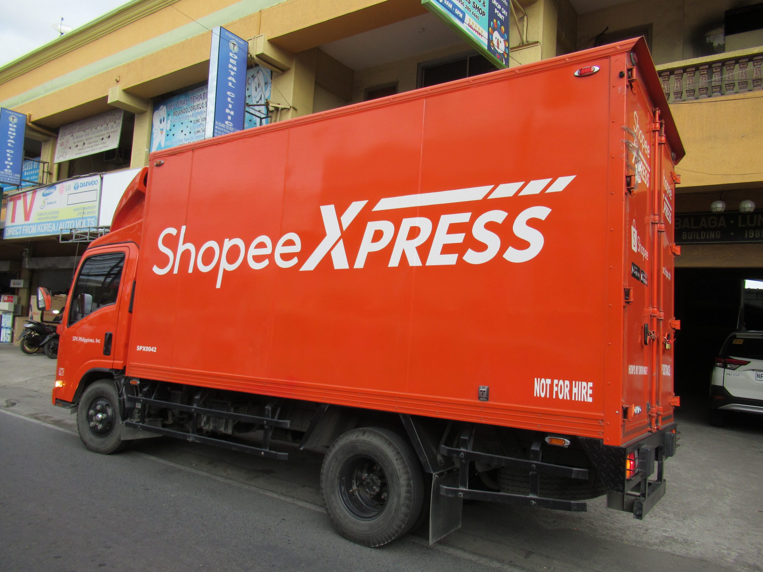 Shopee Express - Tận dụng freeship và gom đơn hợp lý Shopee Express - Tận dụng freeship và gom đơn hợp lý