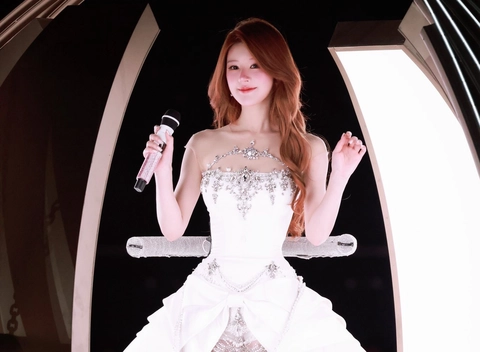 Triệu Lộ Tư - Cột mốc đưa tên tuổi đến đại chúng Triệu Lộ Tư - Cột mốc đưa tên tuổi đến đại chúng