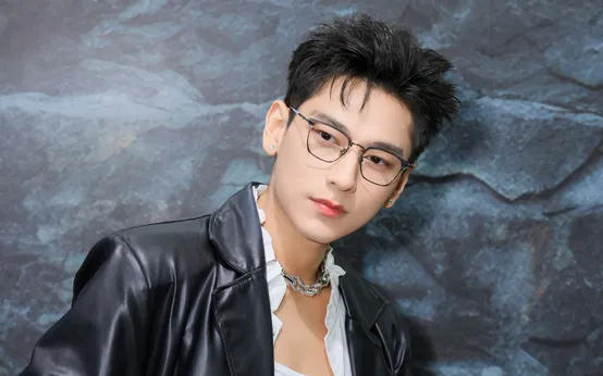 Anh trai say hi - Live stage được dàn dựng như concert mini Anh trai say hi - Live stage được dàn dựng như concert mini