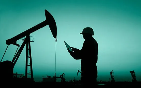 Dầu mỏ - Động cơ đốt trong và “cơn khát xăng” đầu thế kỷ 20 Dầu mỏ - Động cơ đốt trong và “cơn khát xăng” đầu thế kỷ 20