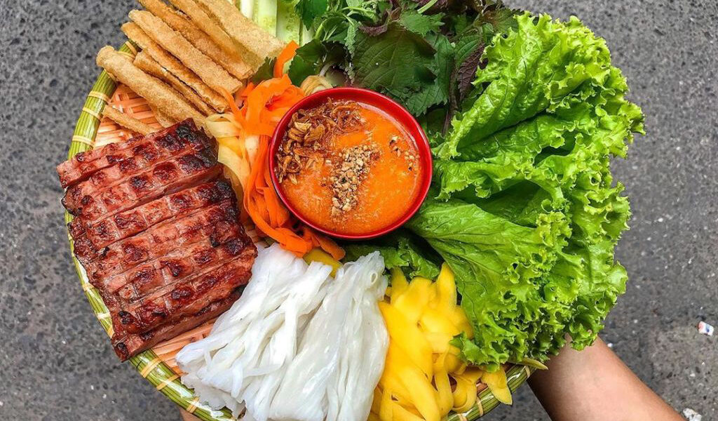 Nem nướng Nha Trang - Nem nướng khác gì nem chua hay chả lụa? Nem nướng Nha Trang - Nem nướng khác gì nem chua hay chả lụa?