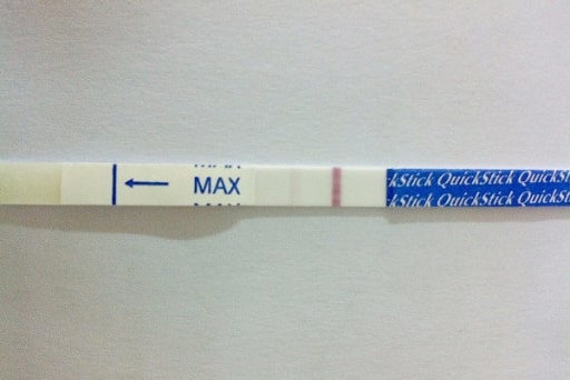 Que thử thai 2 vạch - Que thử thai 2 vạch nói lên điều gì? Que thử thai 2 vạch - Que thử thai 2 vạch nói lên điều gì?