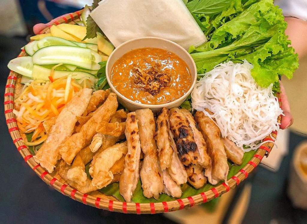 Nem nướng Nha Trang - Nem nướng Nha Trang là gì? Vì sao dễ gây thương nhớ Nem nướng Nha Trang - Nem nướng Nha Trang là gì? Vì sao dễ gây thương nhớ