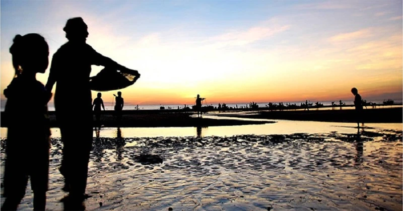 Chiếc Thuyền Ngoài Xa - Hoàn cảnh sáng tác đặc biệt Chiếc Thuyền Ngoài Xa - Hoàn cảnh sáng tác đặc biệt