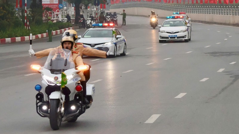 Cảnh sát giao thông - Quy trình dừng xe của cảnh sát giao thông mới nhất Cảnh sát giao thông - Quy trình dừng xe của cảnh sát giao thông mới nhất