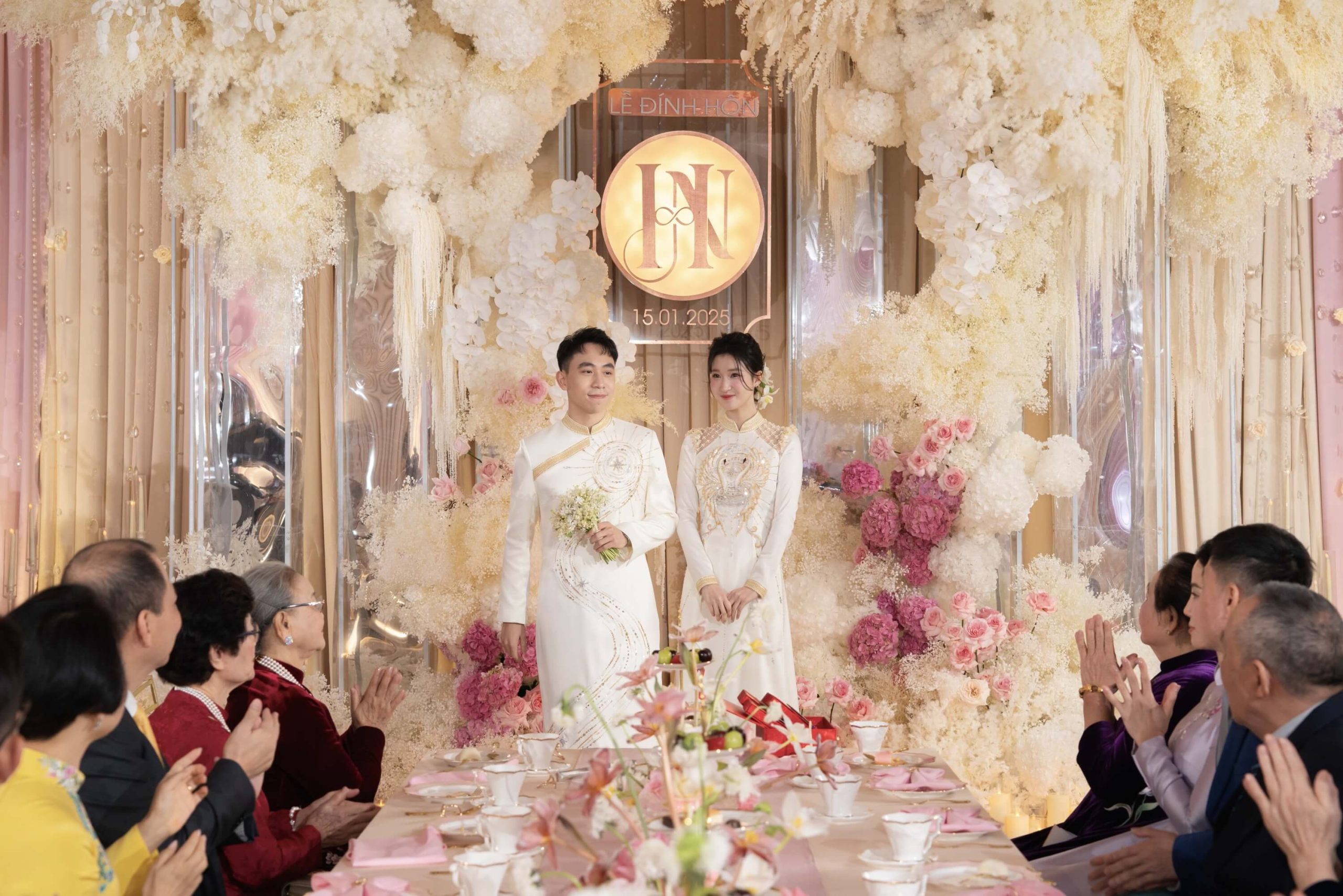 Phạm Nhật Minh Hoàng - Tiểu sử và gia thế của Phạm Nhật Minh Hoàng Phạm Nhật Minh Hoàng - Tiểu sử và gia thế của Phạm Nhật Minh Hoàng