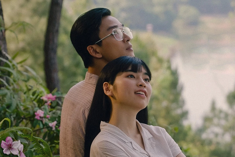 Mắt Biếc - Ngạn: người kể chuyện bằng sự chờ đợi Mắt Biếc - Ngạn: người kể chuyện bằng sự chờ đợi