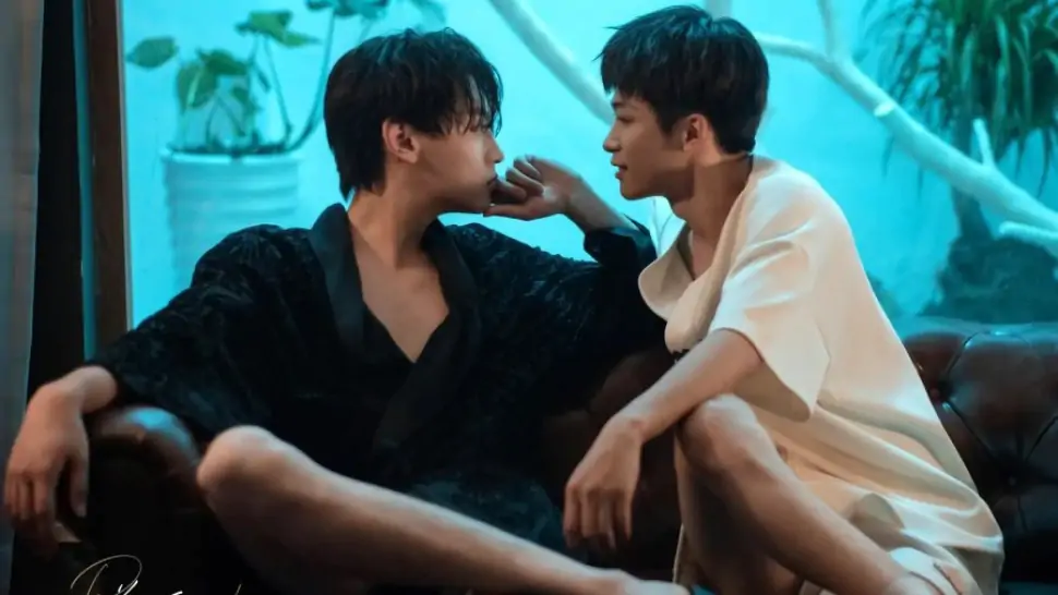 Nghịch ái - Ngô Sở Úy nhiều khuyết điểm nhưng dễ đồng cảm Nghịch ái - Ngô Sở Úy nhiều khuyết điểm nhưng dễ đồng cảm