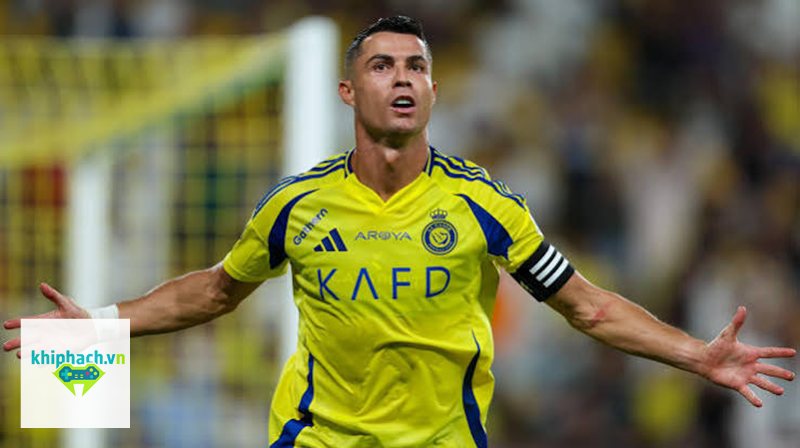 Al Nassr - Tuyến giữa, hàng thủ và thủ môn Al Nassr - Tuyến giữa, hàng thủ và thủ môn