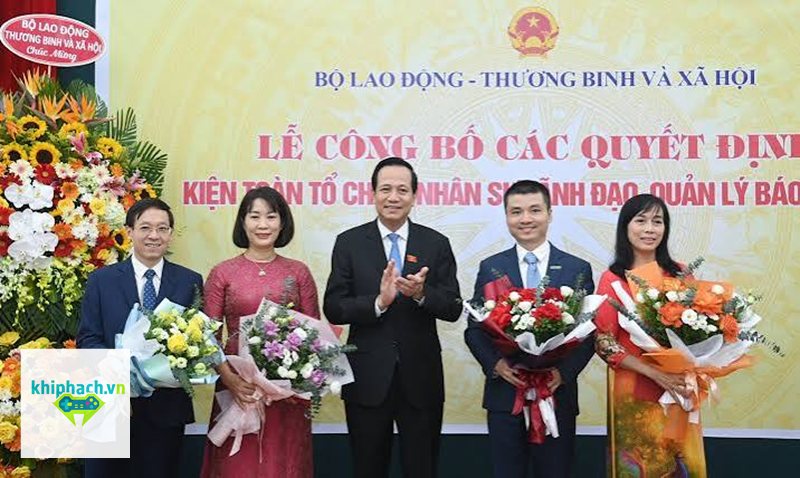 Báo Dân trí - Thời sự, nội vụ, pháp luật và đời sống Báo Dân trí - Thời sự, nội vụ, pháp luật và đời sống