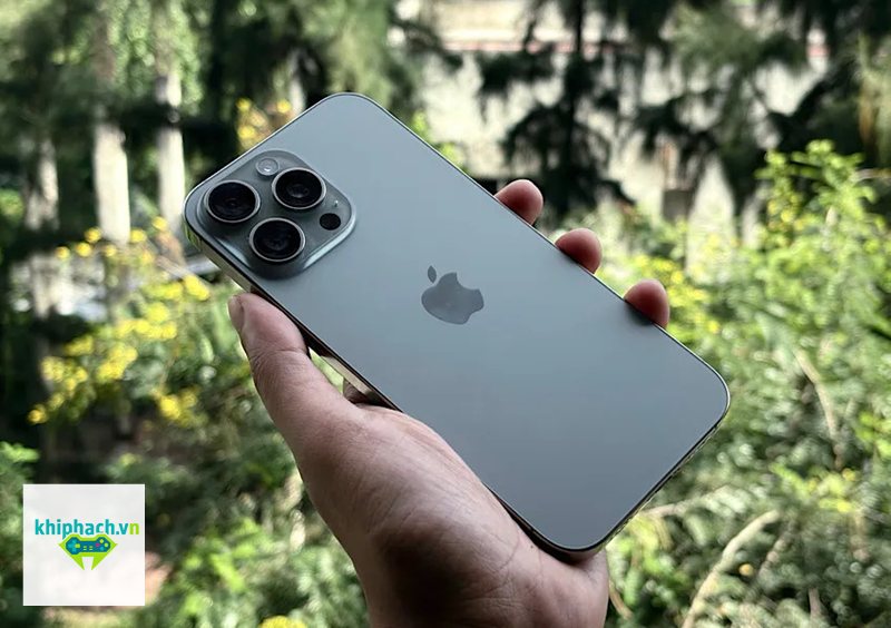 Iphone 16 Pro Max - Thiết kế titan và màn hình 6,9 inch cao cấp Iphone 16 Pro Max - Thiết kế titan và màn hình 6,9 inch cao cấp